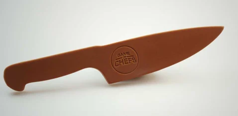 Schoko-Kochmesser – Kochmesser aus Schokolade mit geprägtem Logo (Game of Chefs)